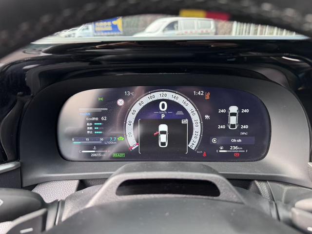 Toyota Crown 2024 #8 Toyota Crown 2024 immagine di auto #8