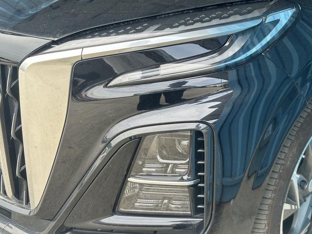 HongQi HS3 PHEV 2025 car image #8