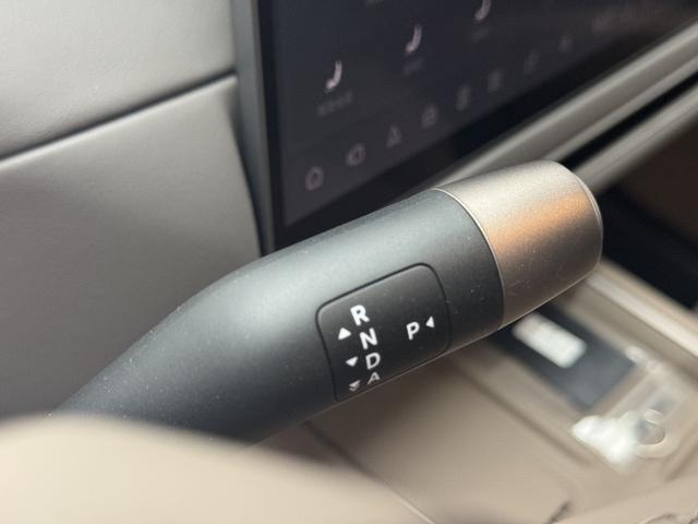 理想汽车 理想i6 2025 汽车图片 #8