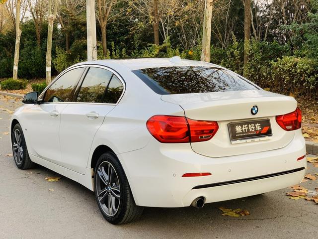 BMW i4 M50 2018 car image #8