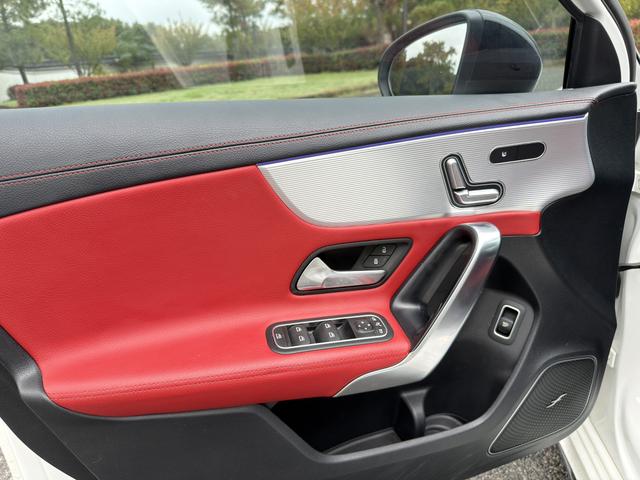 Mercedes-Benz A AMG 2020 image de voiture #8