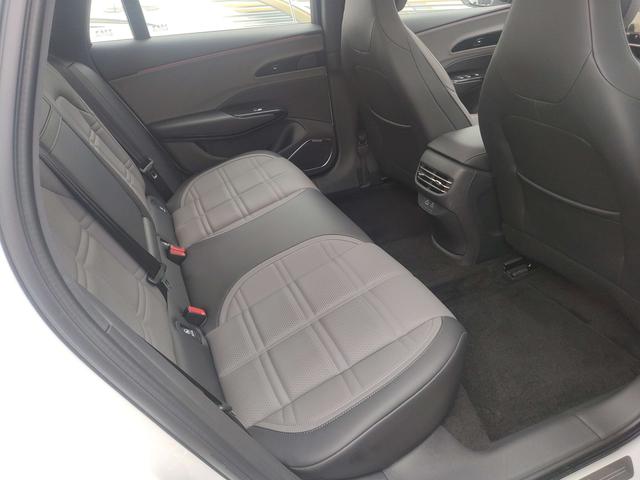 HongQi EH7 2024 #8 HongQi EH7 2024 car image #8