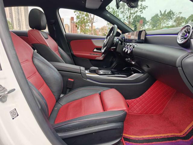 Mercedes-Benz A AMG 2022 image de voiture #8