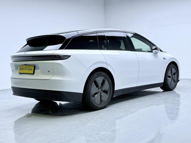 理想汽车 理想i6 2025 汽车图片 #8