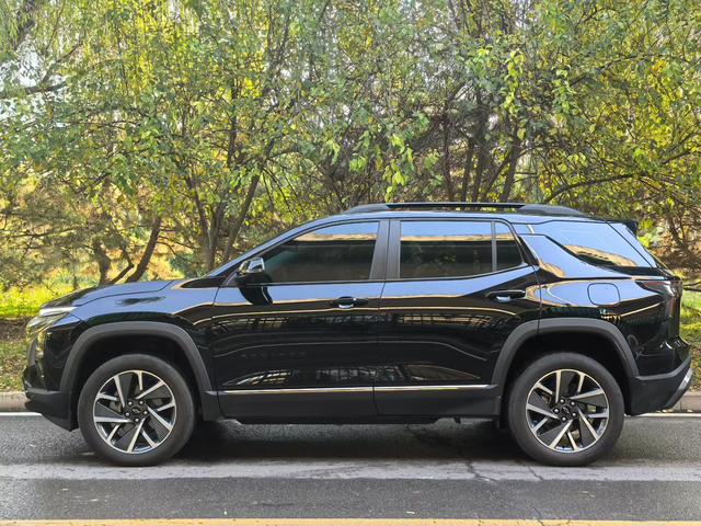 Chevrolet Equinox Plus 2024 car image #8