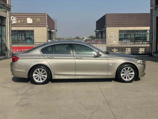 BMW 5 Series (Imported) 2012 #8 BMW 5 Series (Imported) 2012 car image #8