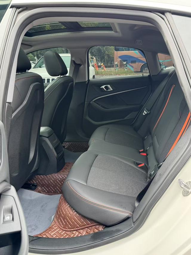 BMW 2 Series (Imported) 2024 #8 BMW 2 Series (Imported) 2024 car image #8