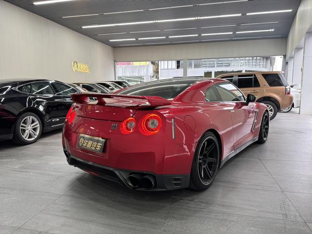 日产 日产GT-R 2015 汽车图片 #8