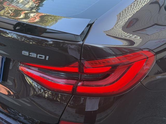 BMW 6 Series GT 2018 #8 BMW 6 Series GT 2018 car image #8