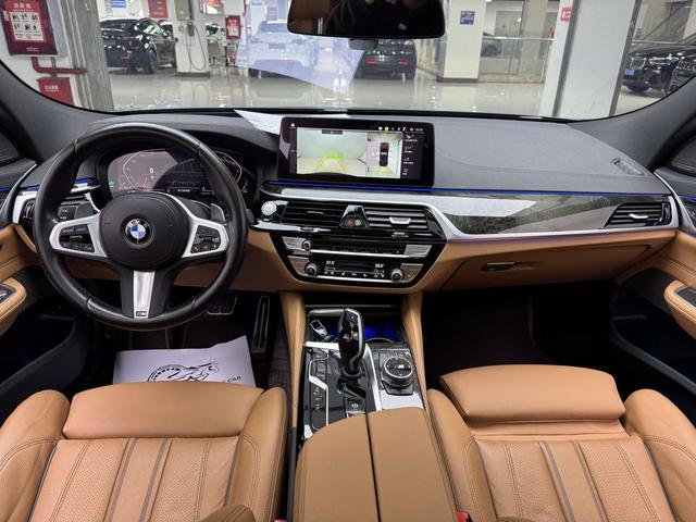 BMW 6 Series GT 2023 #8 BMW 6 Series GT 2023 car image #8