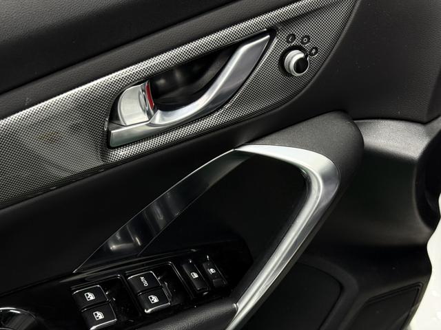 Changan CS15 EV 2017 #8 Changan CS15 EV 2017 car image #8