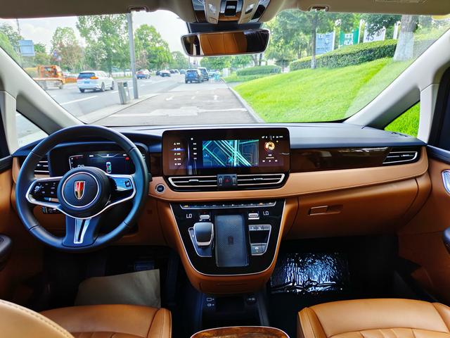 HongQi XinMingShi 2023 car image #8