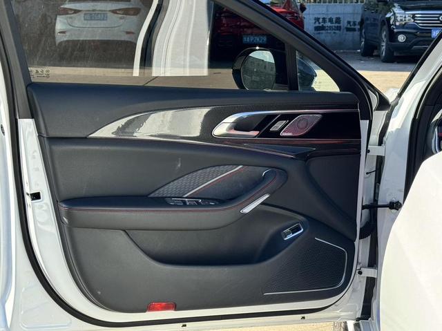 HongQi H6 2023 car image #8