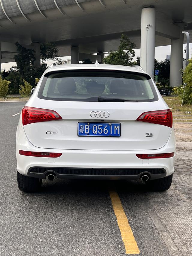 Audi Q5 (Imported) 2012 car image #8