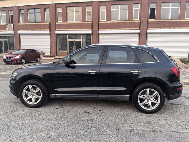 Audi TT RS 2010 #8 Audi TT RS 2010 car image #8