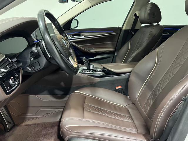 BMW i5 M60 2019 #8 BMW i5 M60 2019 car image #8