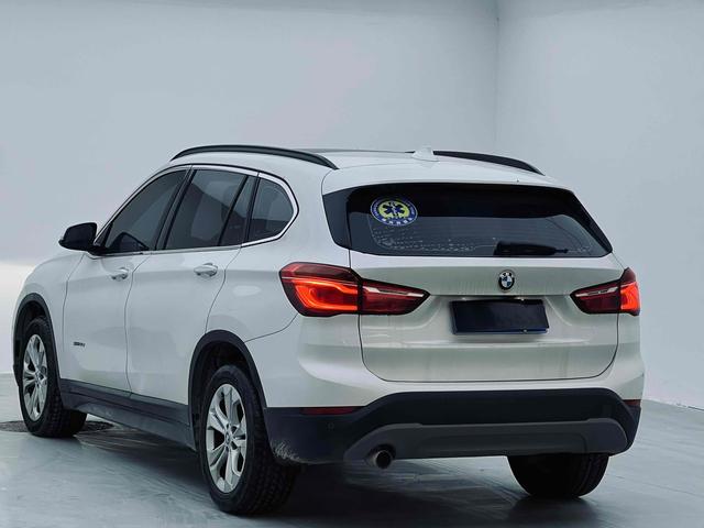 BMW i5 M60 2016 #8 BMW i5 M60 2016 car image #8