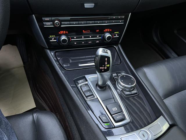 BMW X7 M60i 2014 #8 BMW X7 M60i 2014 car image #8