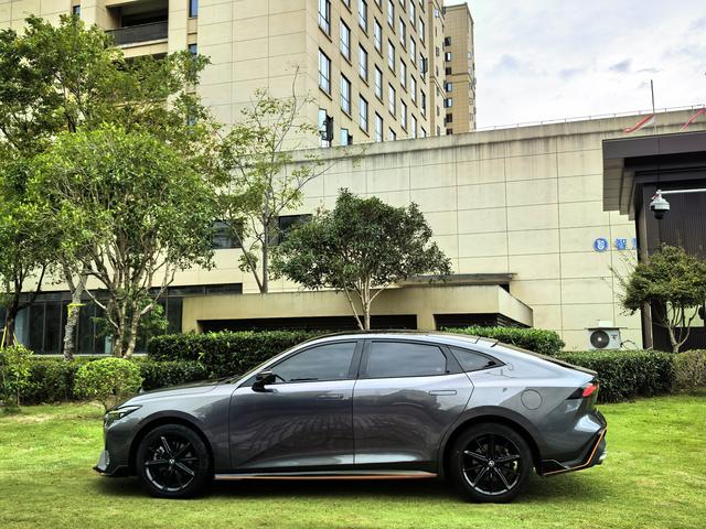 Changan CS55 EV 2022 car image #8