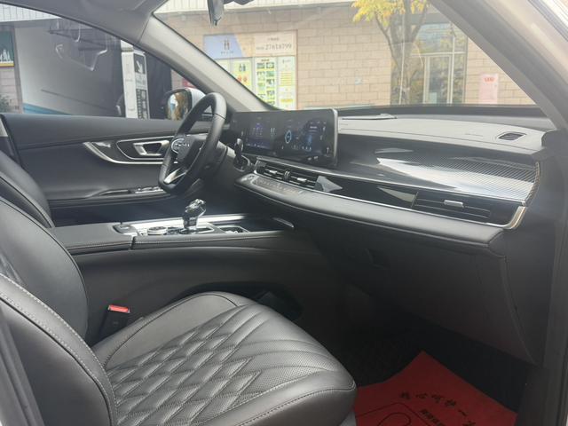 Chery Tiggo 8 Plus e+ 2024 car image #8