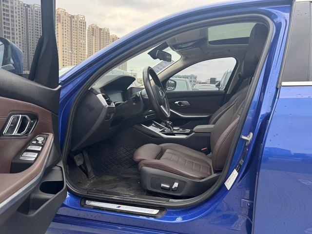 BMW i7 M70L 2020 immagine di auto #8