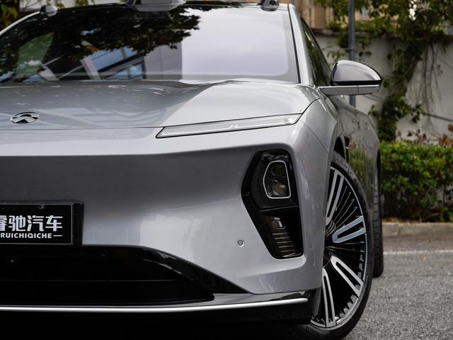 蔚来 蔚来ET9 2025 汽车图片 #8