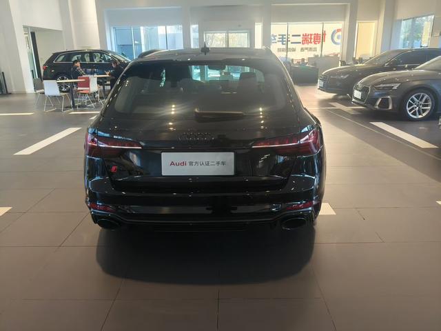 Audi RS 4 2023 #8 Audi RS 4 2023 car image #8