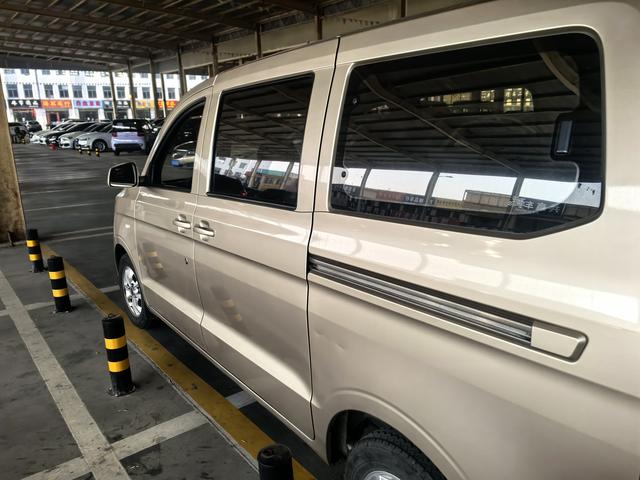 五菱汽车 五菱宏光V 2023 汽车图片 #8