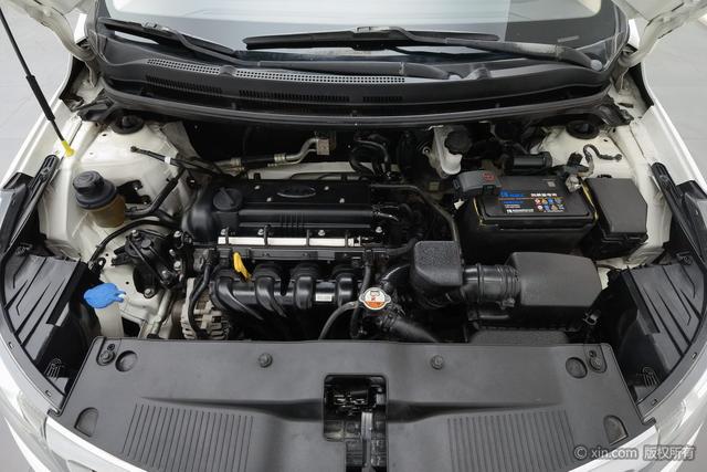 起亚 起亚K2 2013 汽车图片 #8