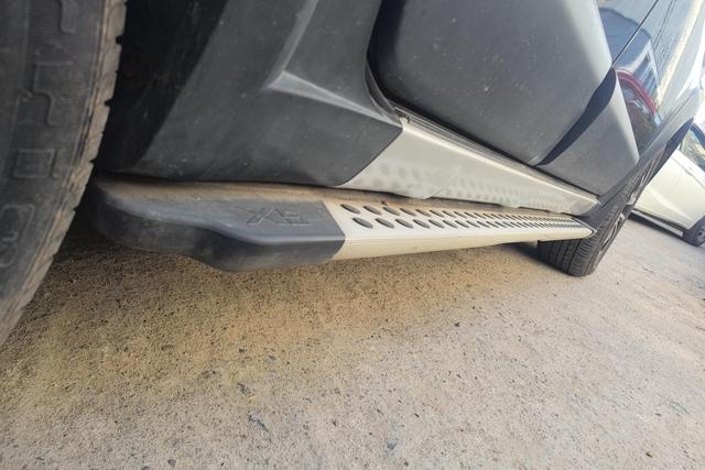 Forthing JOYEAR X5 2015 #8 Forthing JOYEAR X5 2015 car image #8