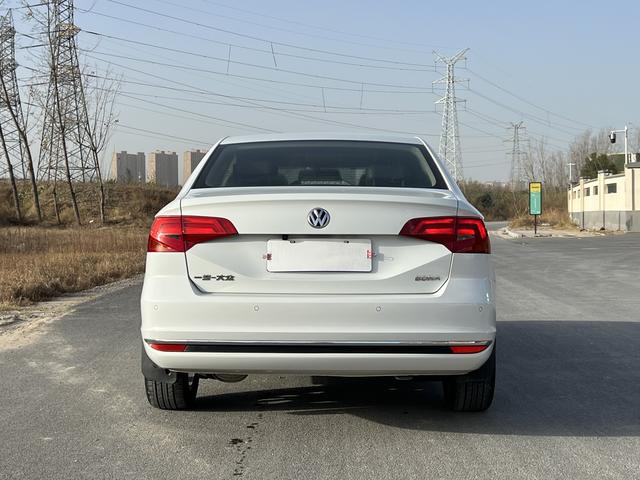 Volkswagen Bora 2017 imagen de coche #8