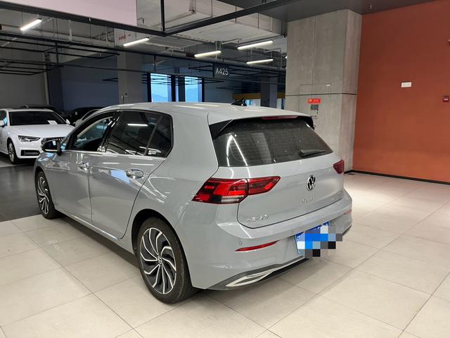 Volkswagen Golf 2021 car image #8