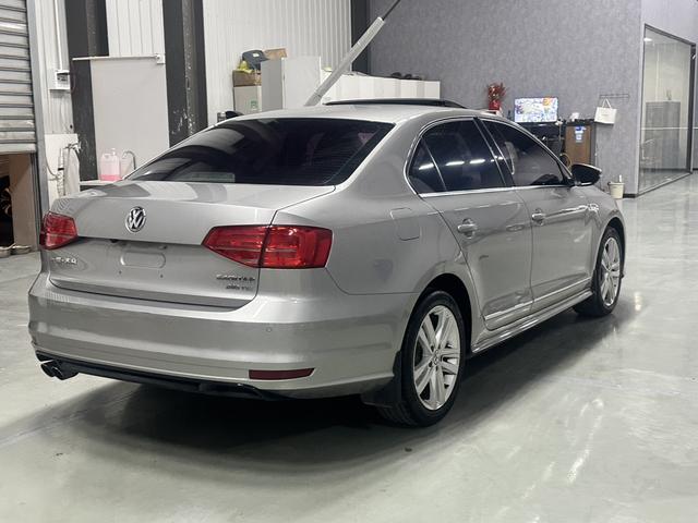 Volkswagen Sagitar 2019 immagine di auto #8