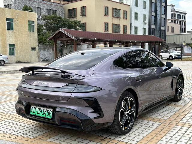 MI SU7 2025 car image #8