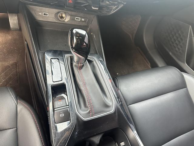 2023 car image #8