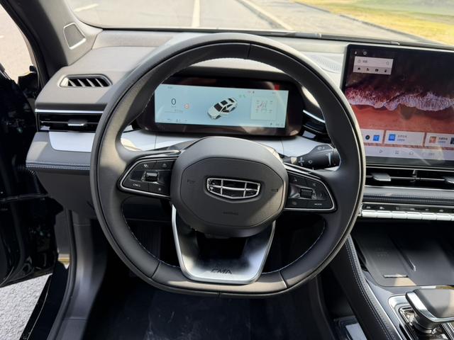 GEELY Preface 2025 car image #8