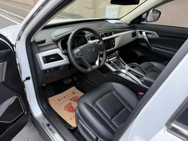 GEELY Boyue 2017 car image #8