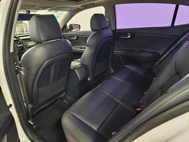 起亚 起亚K4 2015 汽车图片 #8