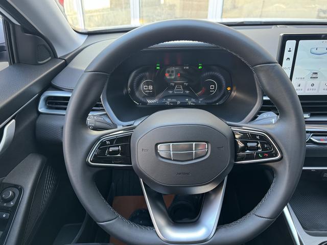 GEELY Emgrand 2024 car image #8