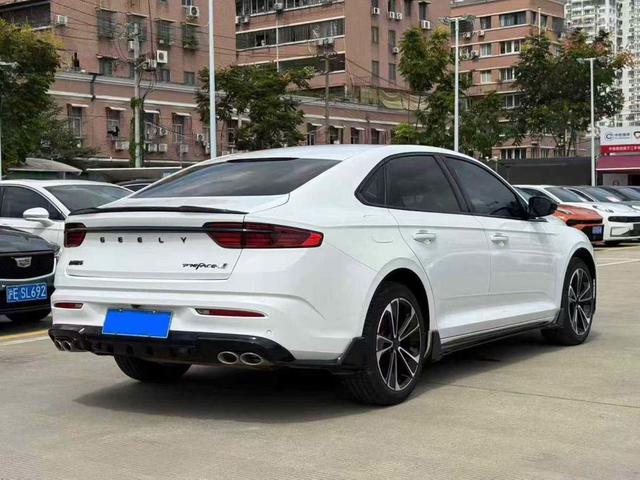 GEELY Preface 2022 car image #8