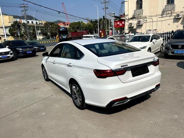 GEELY Binray 2019 car image #8