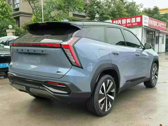GEELY Boyue L 2023 car image #8