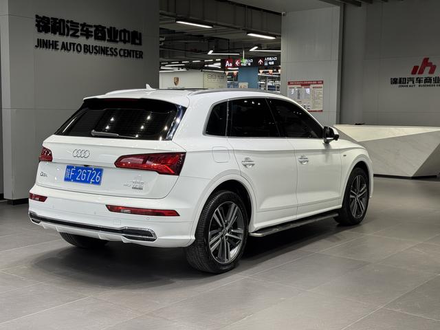 Audi Q5L 2020 car image #8