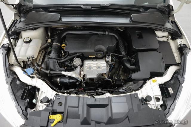 Ford Focus 2015 car image #8