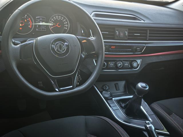 Forthing SX6 2019 car image #8