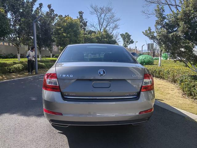 Skoda Octavia 2016 #8 Skoda Octavia 2016 car image #8