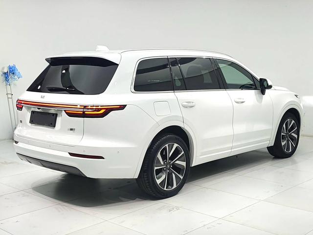 理想汽车 理想ONE 2022 汽车图片 #8