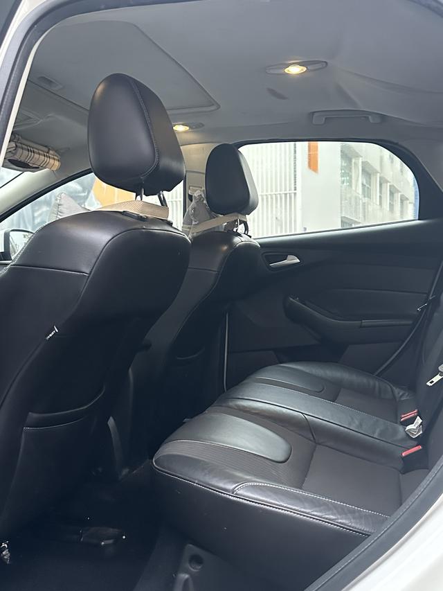 Ford Focus 2014 #8 Ford Focus 2014 car image #8