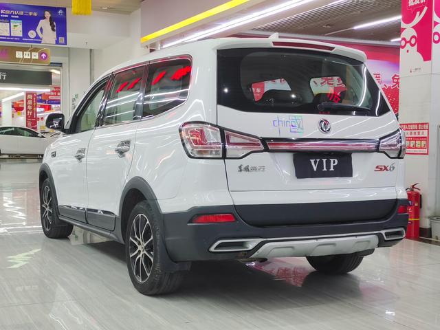 Forthing SX6 2017 car image #8