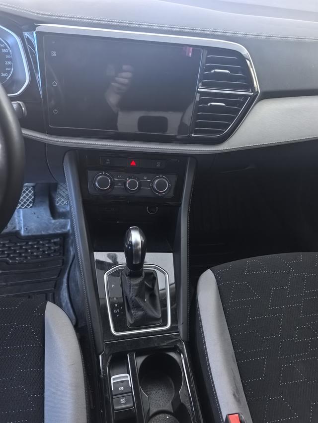 Jetta VS5 2024 car image #8